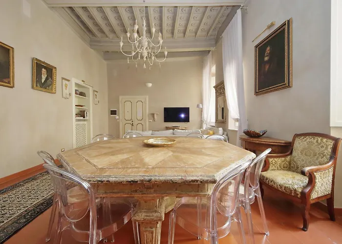 Historic Navona Palace Ultra Luxury Apartment