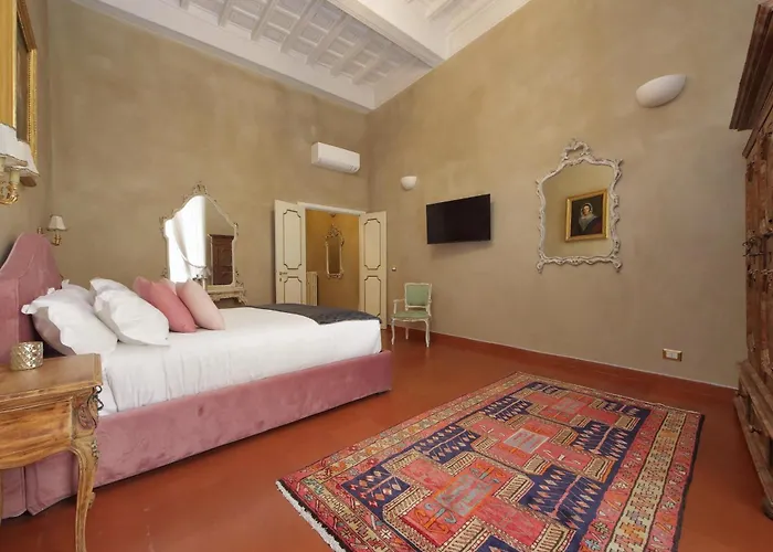 Historic Navona Palace Ultra Luxury Apartment Rom