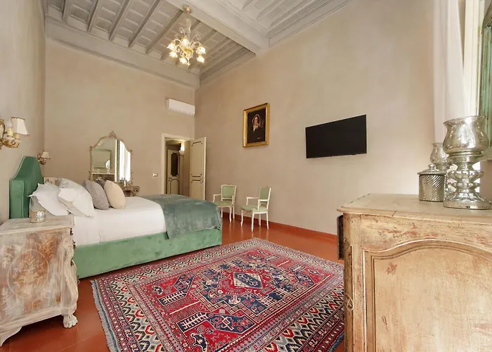 Historic Navona Palace Ultra Luxury Apartment *