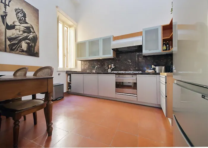 Historic Navona Palace Ultra Luxury Apartment Rom