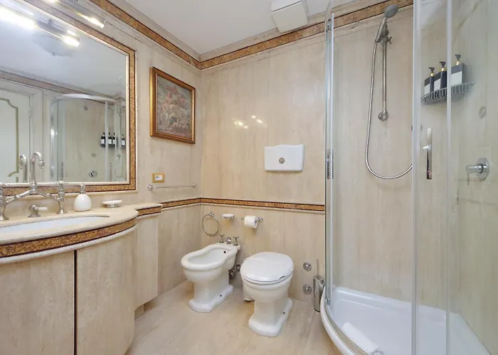 Historic Navona Palace Ultra Luxury Rom